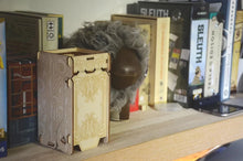 Load image into Gallery viewer, 烏鴉盒子 折疊式骰塔 Crowbox Dice Tower
