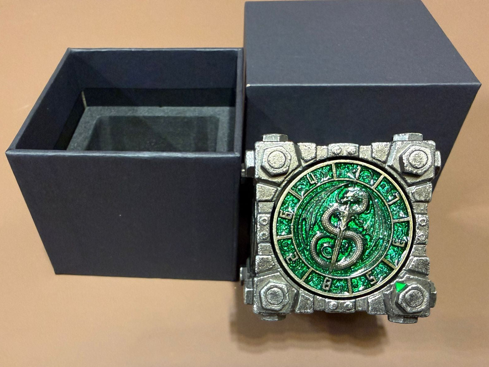 惡魔&諸神 7 in 1 六面旋轉金屬骰子