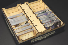 將圖片載入圖庫檢視器 烏鴉盒子 詭鎮奇談(卡牌版) 木製桌遊收納盒 Arkham Horror: The Card Game Wooden Insert