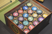 Load image into Gallery viewer, 烏鴉盒子 戰爭之匣 木製收納盒 War Chest Wooden Insert
